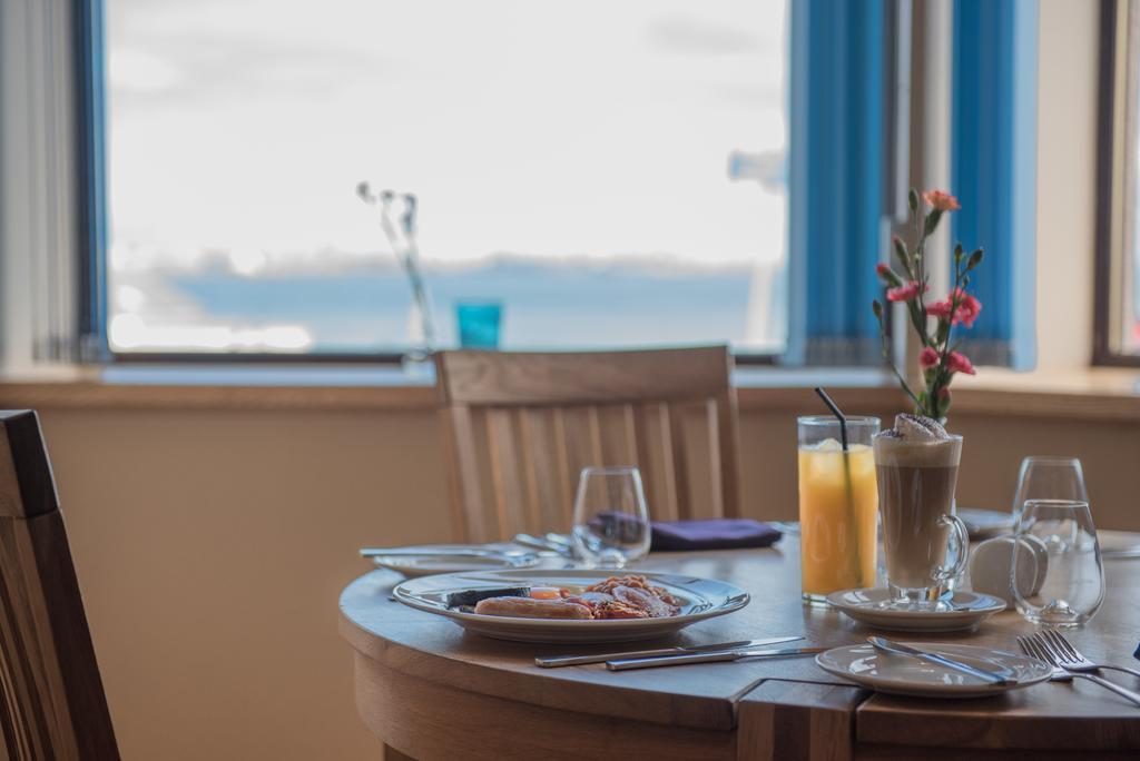 Seaview Hotel Питерхед Экстерьер фото